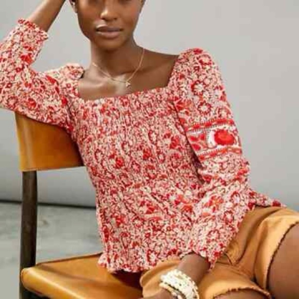 ANTHROPOLOGIE Beachgold Chelsea Babydoll Blouse Smocked Red Size Small